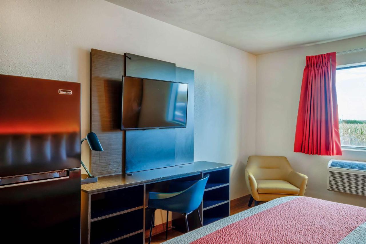 Hotel 6-percival, Ia